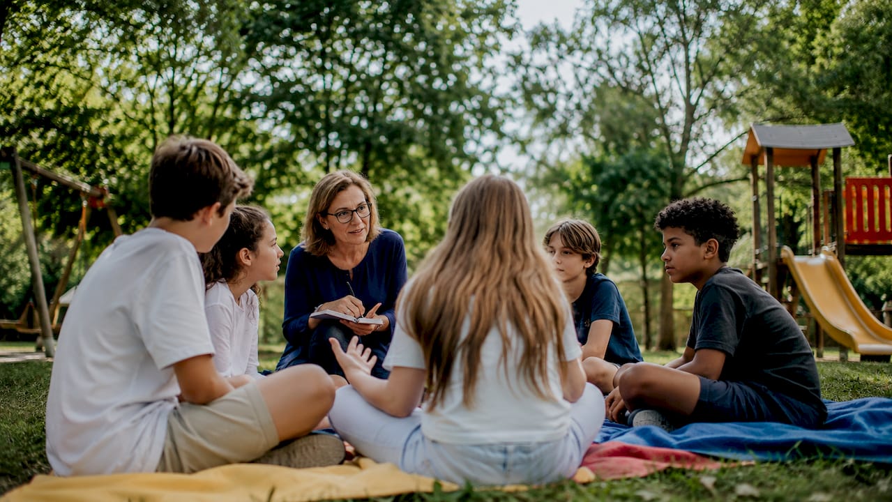 Przykłady edukacji wartościowej 2026: 9 sprawdzonych modeli