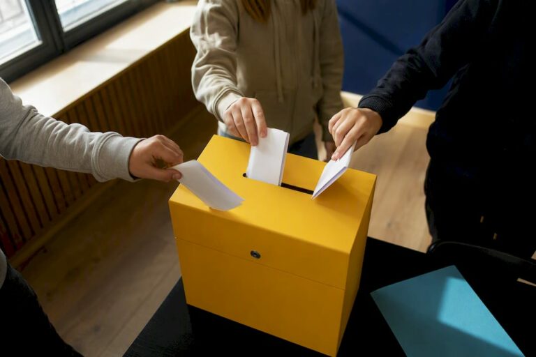6 praw samorządu w podstawówce dla rodziców i nauczycieli