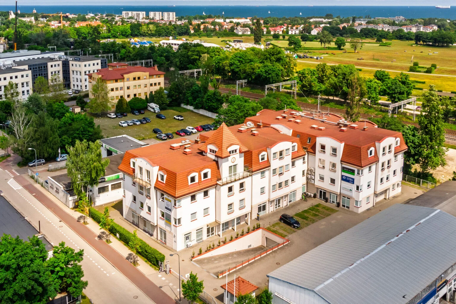 Budynek szkoły przy ulicy Rzemieślniczej 33 w Sopocie